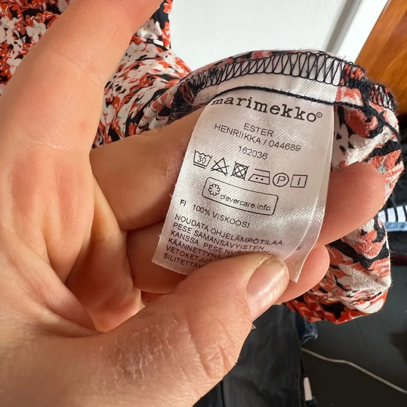 Marimekko Daisy Poppy Dress, size 38 - Picture 2 of 6
